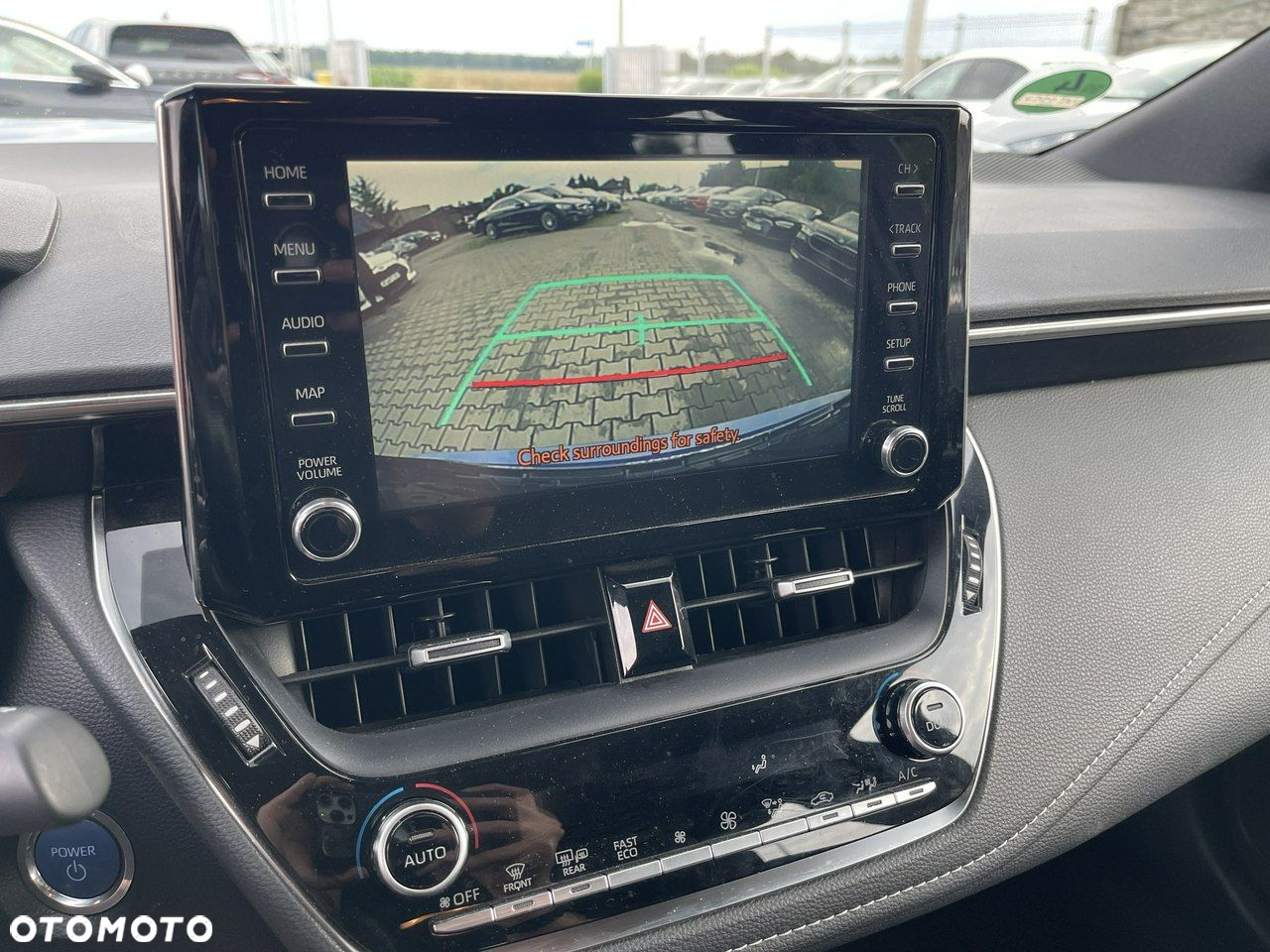 Toyota Corolla 1.8 Hybrid Comfort - 11