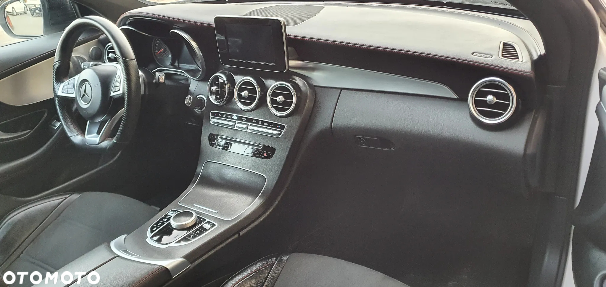 Mercedes-Benz Klasa C AMG 43 4-Matic - 9