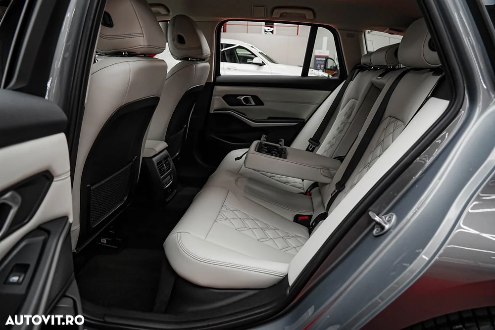 BMW Seria 3 320d Touring xDrive Aut. - 10