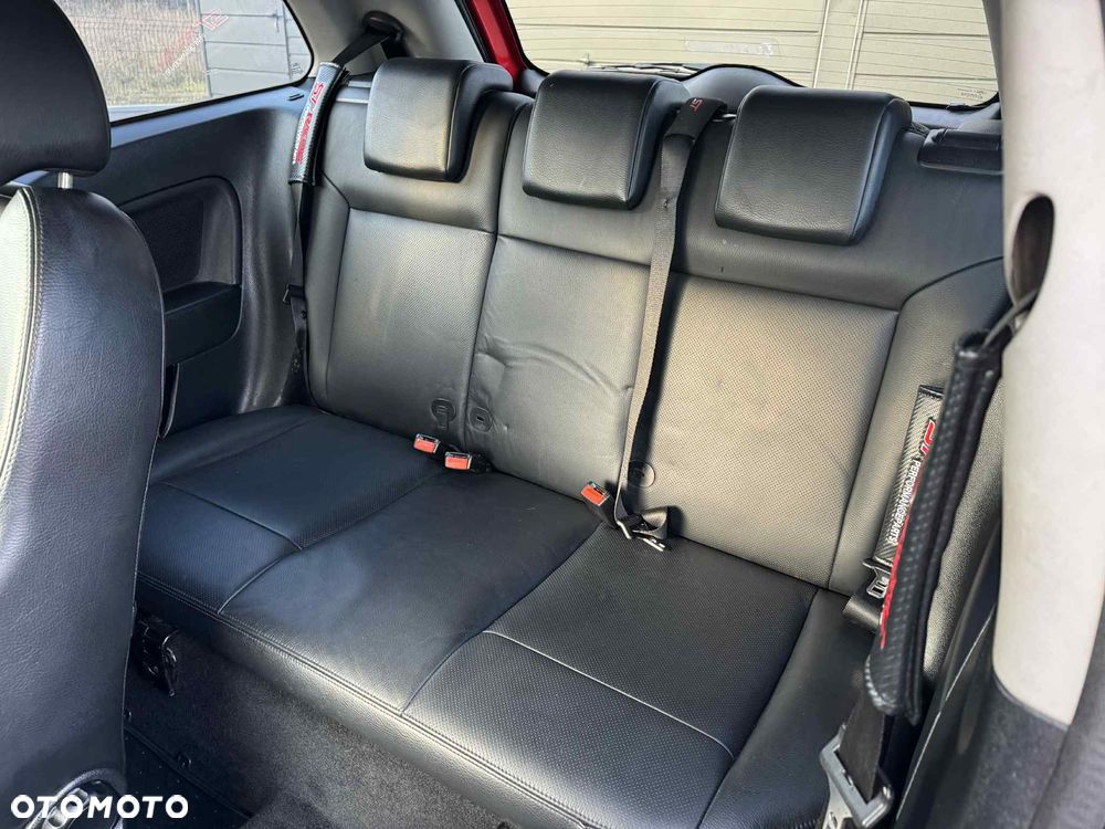 Ford Fiesta 2.0 ST - 26