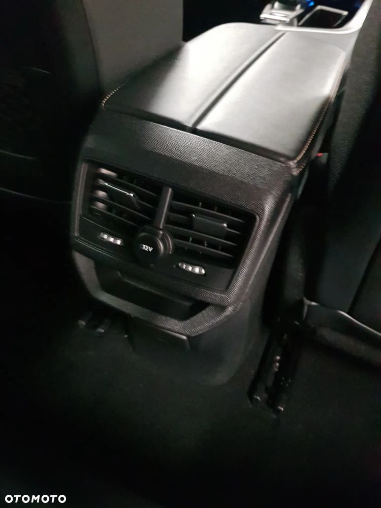 Peugeot 3008 ver-puretech-130-stop-start-gpf-eat8-gt - 17