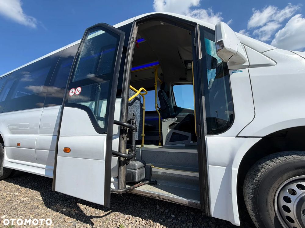 Mercedes-Benz Sprinter 517 - 17