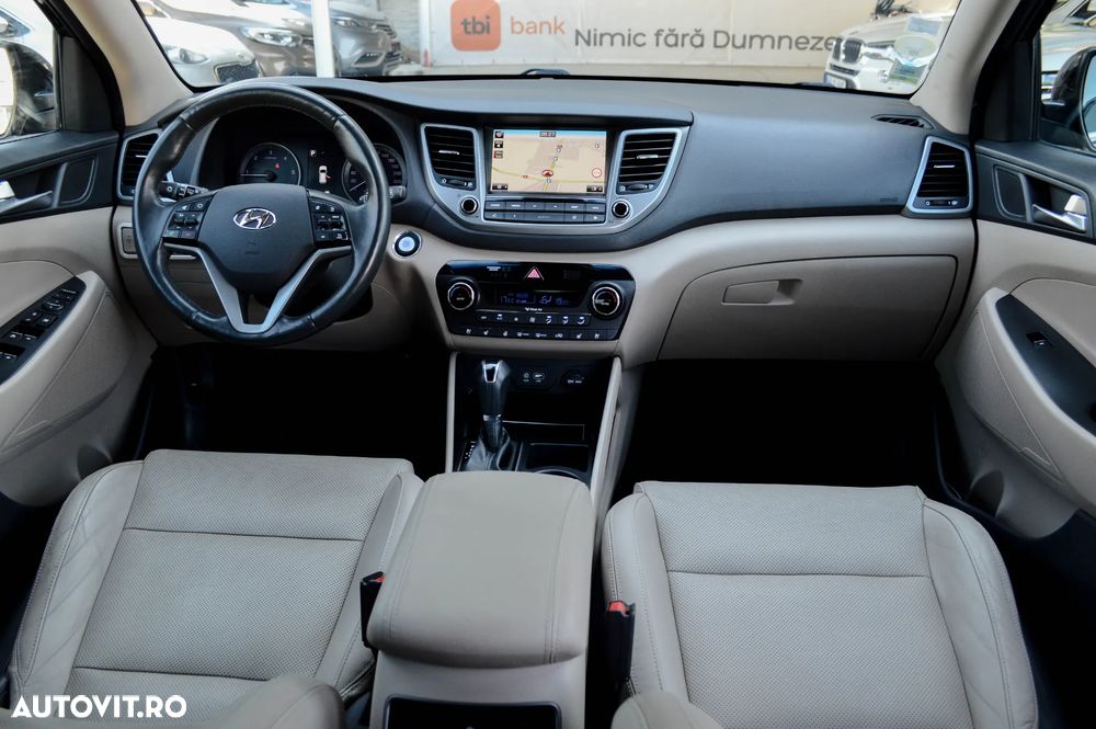 Hyundai Tucson blue 1.7 CRDi 2WD DCT Premium - 29