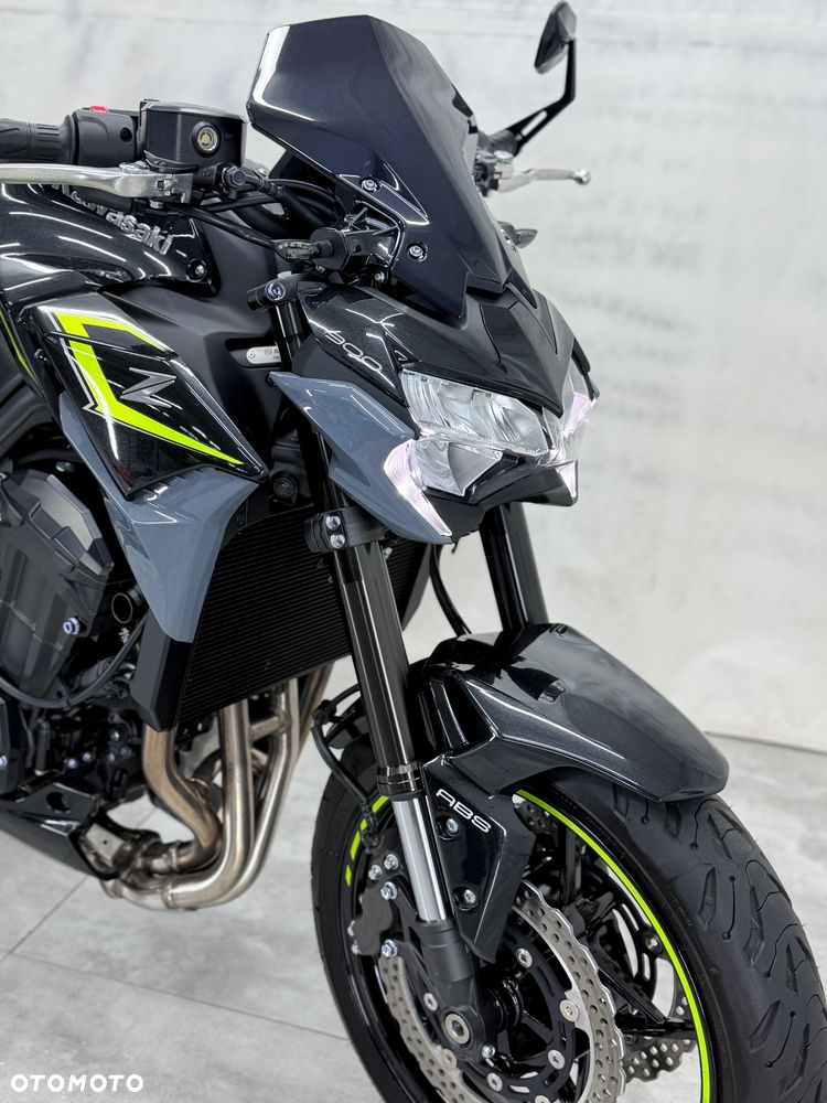 Kawasaki Z 900 - 10