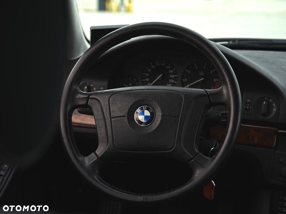 BMW Seria 5 - 8