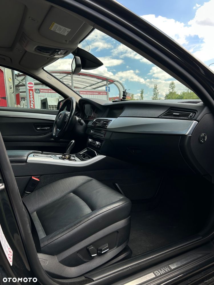 BMW Seria 5 520d - 7