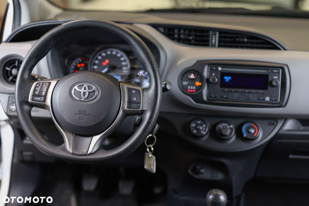 Toyota Yaris - 26