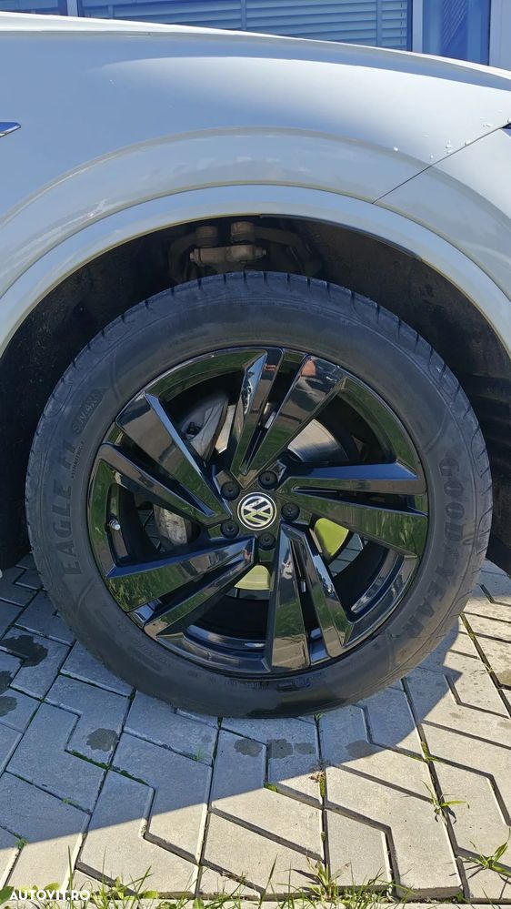 Volkswagen Touareg 3.0 V6 TDI 4Motion DPF Automatik Elegance - 4