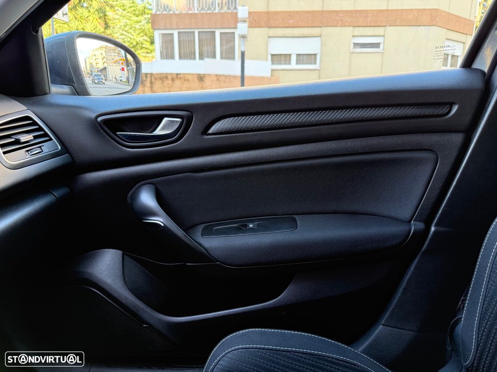 Renault Mégane Sport Tourer ENERGY dCi 110 EDC BUSINESS - 15