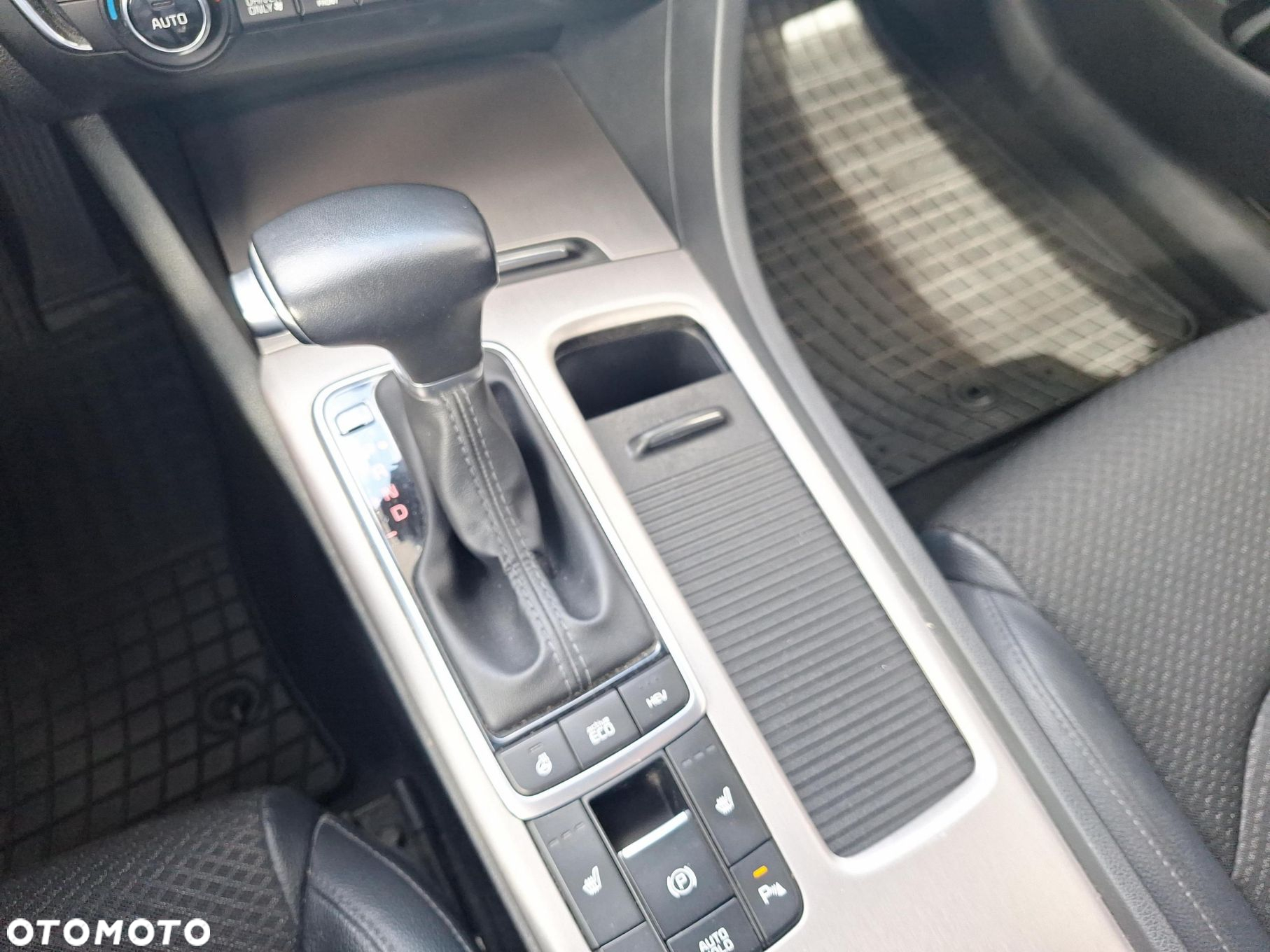 Kia Optima - 13