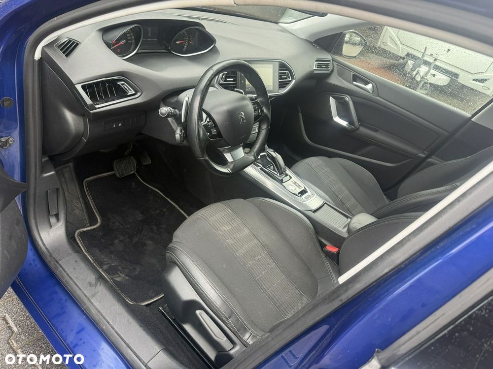 Peugeot 308 - 7