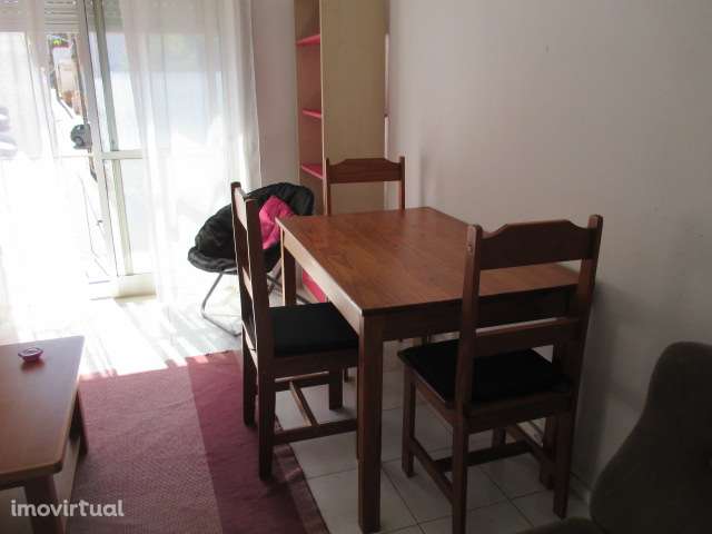 T1 Av. Calouste Gulbenkian, Coimbra - Grande imagem: 3/11