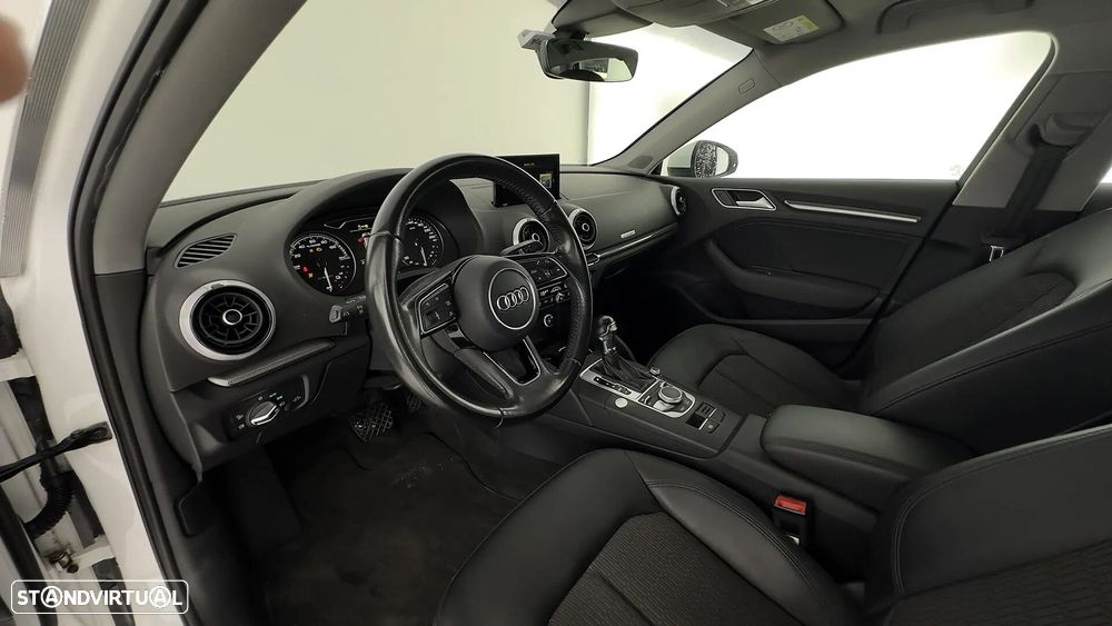 Audi A3 Sportback e-tron 1.4 TFSI Sport S tronic - 26