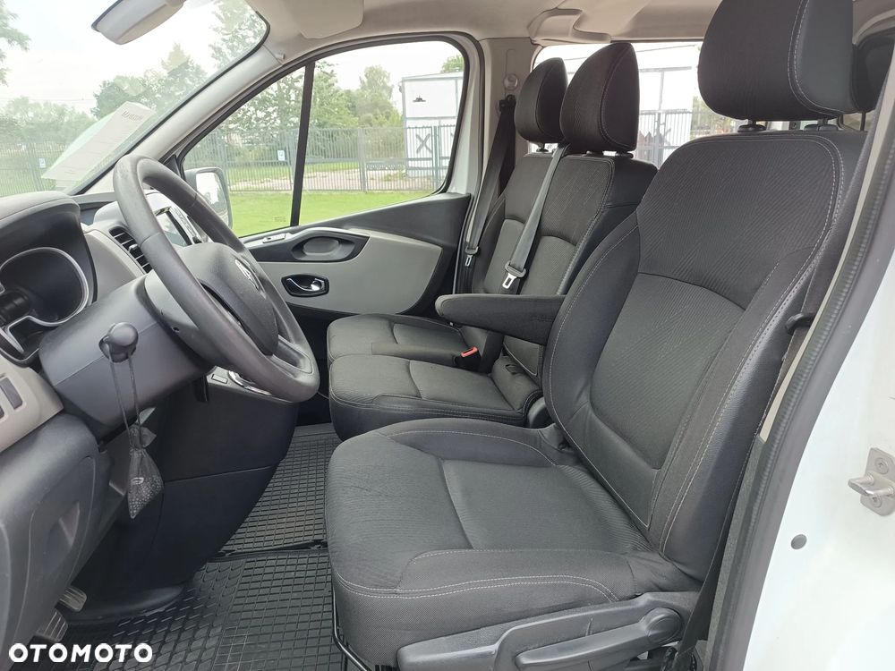 Renault Trafic - 24