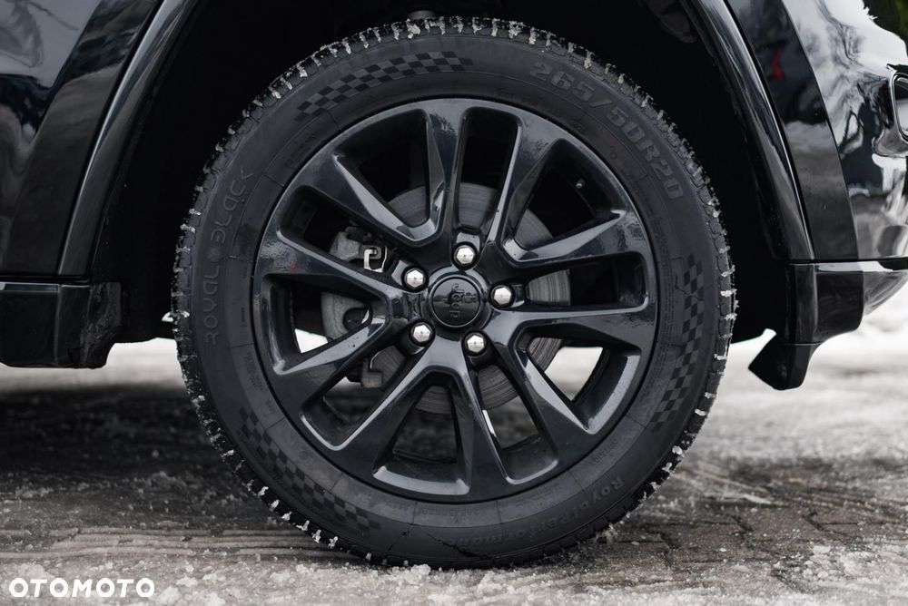 Jeep Grand Cherokee - 37