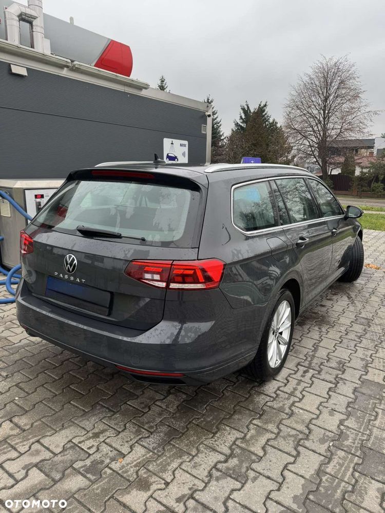 Volkswagen Passat 2.0 TDI SCR DSG Business - 6