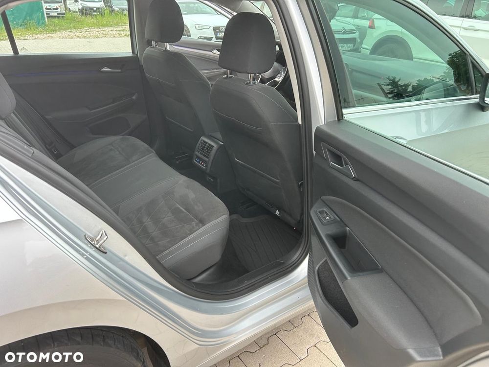 Volkswagen Golf 1.5 TSI ACT OPF DSG Comfortline - 27