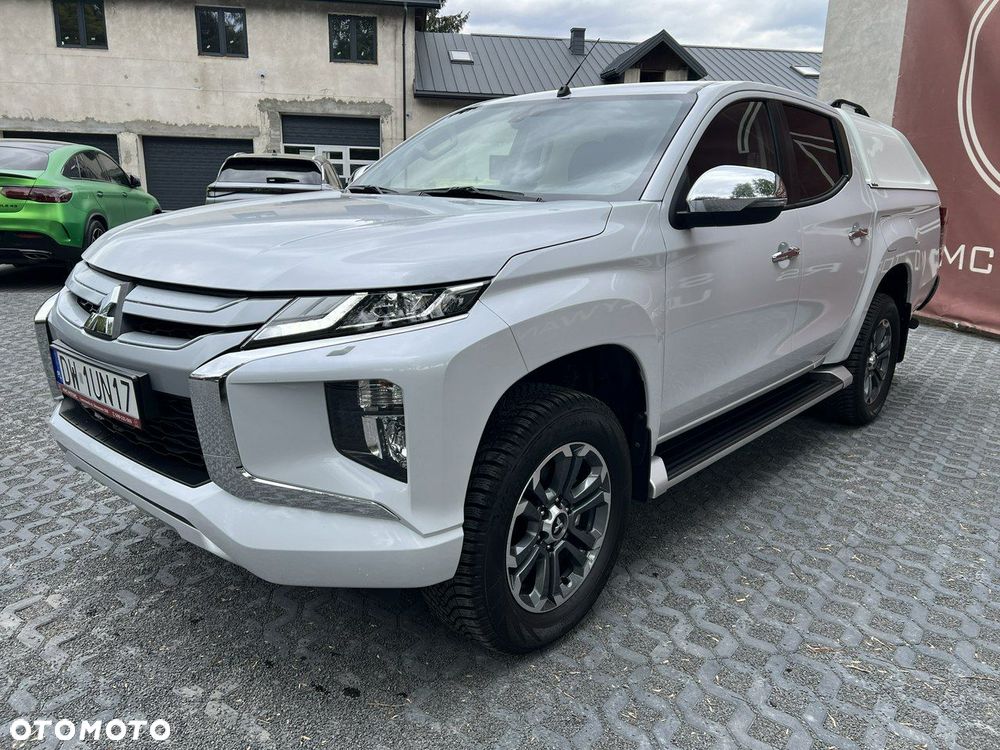 Mitsubishi L200 2.2 d DC Instyle Plus - 8