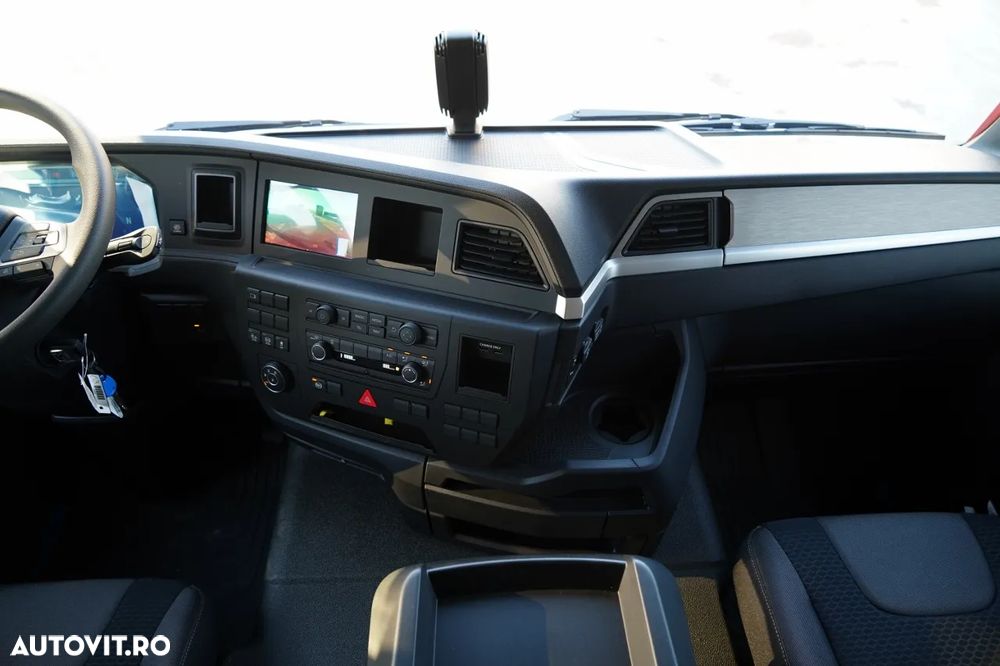 MAN TGS 41.480 / 8X8 / ​​BASCULATOR / AUTOMAT / NOU-NOUȚ / ECHIPAMENTE BOGATE / DISPONIBIL IMEDIAT / AUR METALIC / - 31