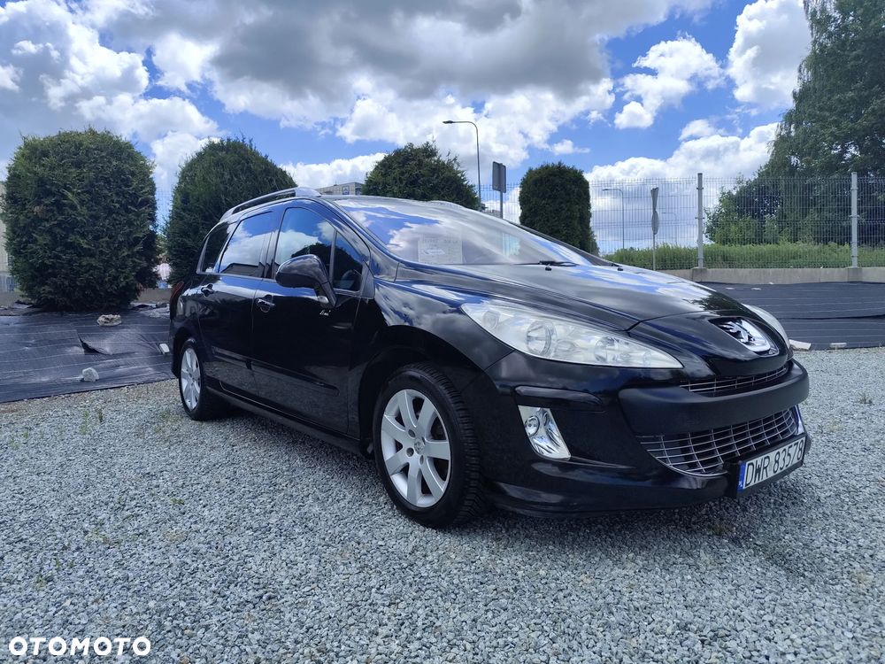 Peugeot 308 - 1