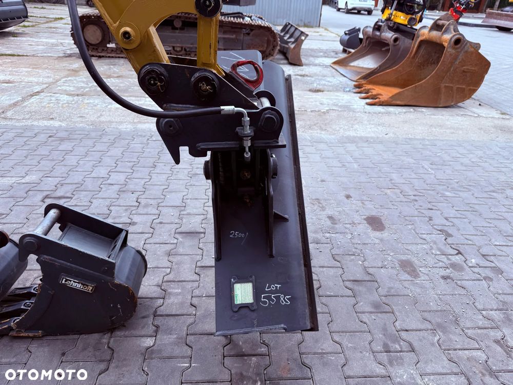 Caterpillar MINIKOPARKA CAT CATERPILLAR 301.8 CR 301 302 2023R. - 12