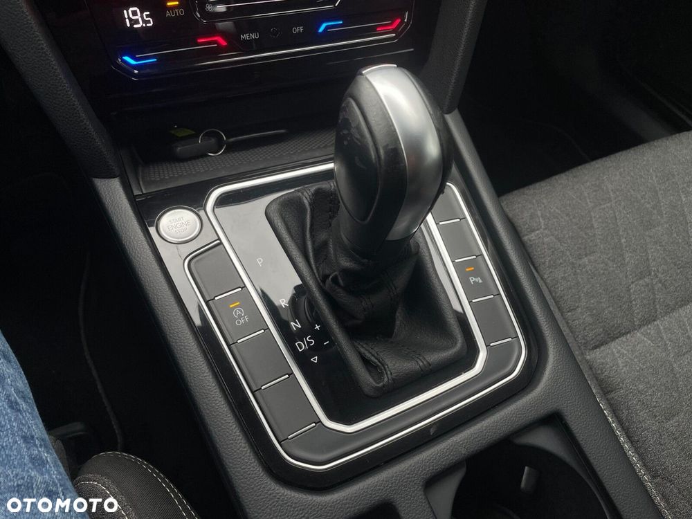 Volkswagen Passat Variant 1.5 TSI EVO Business DSG - 32