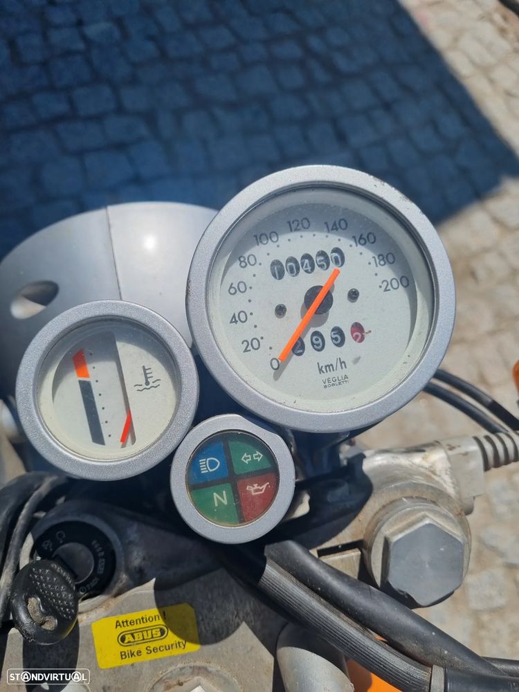 Aprilia Moto 6.5 - 10