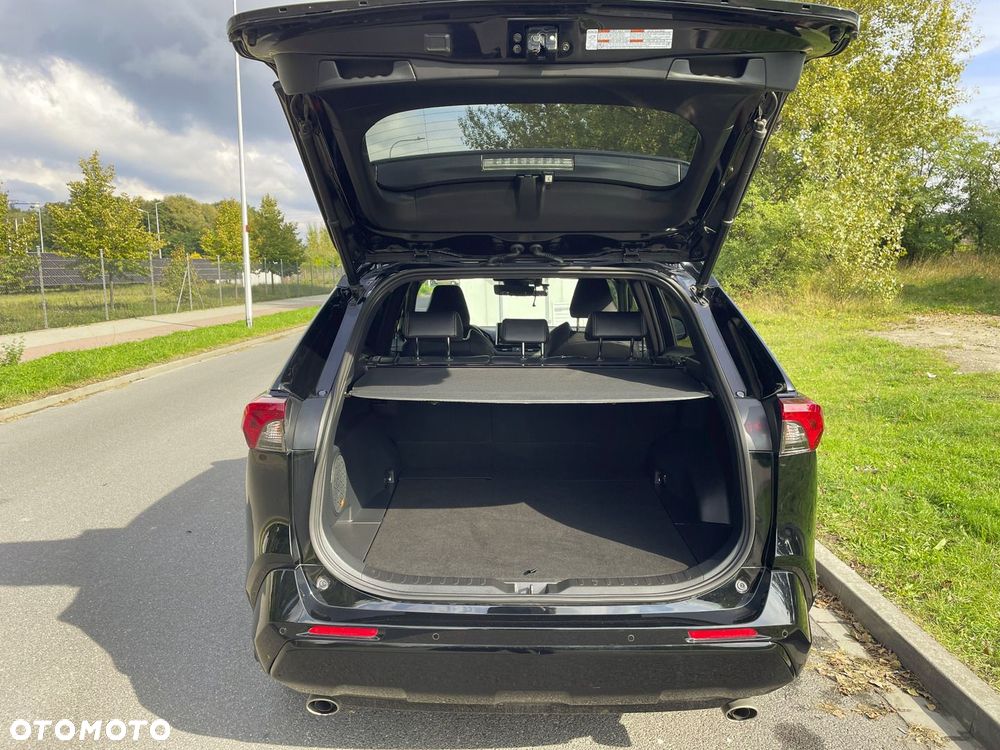Toyota RAV4 - 11