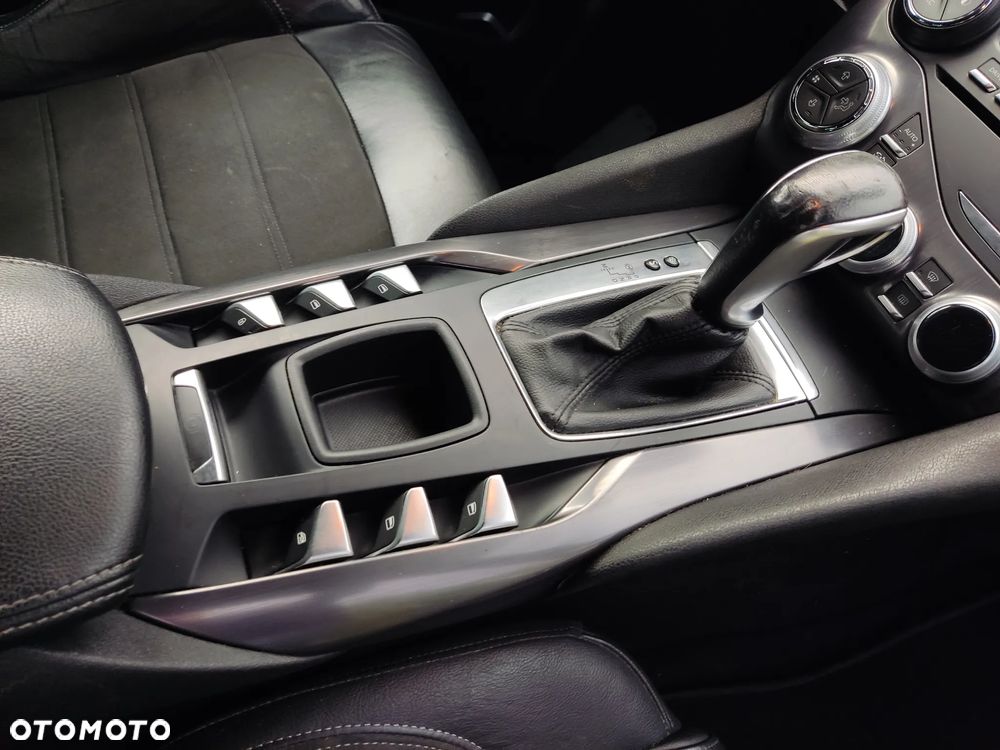 Citroën DS5 1.6 THP Chic S&S EAT6 - 30