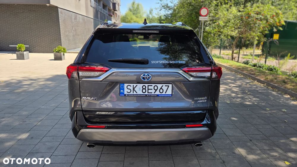 Toyota RAV4 - 7