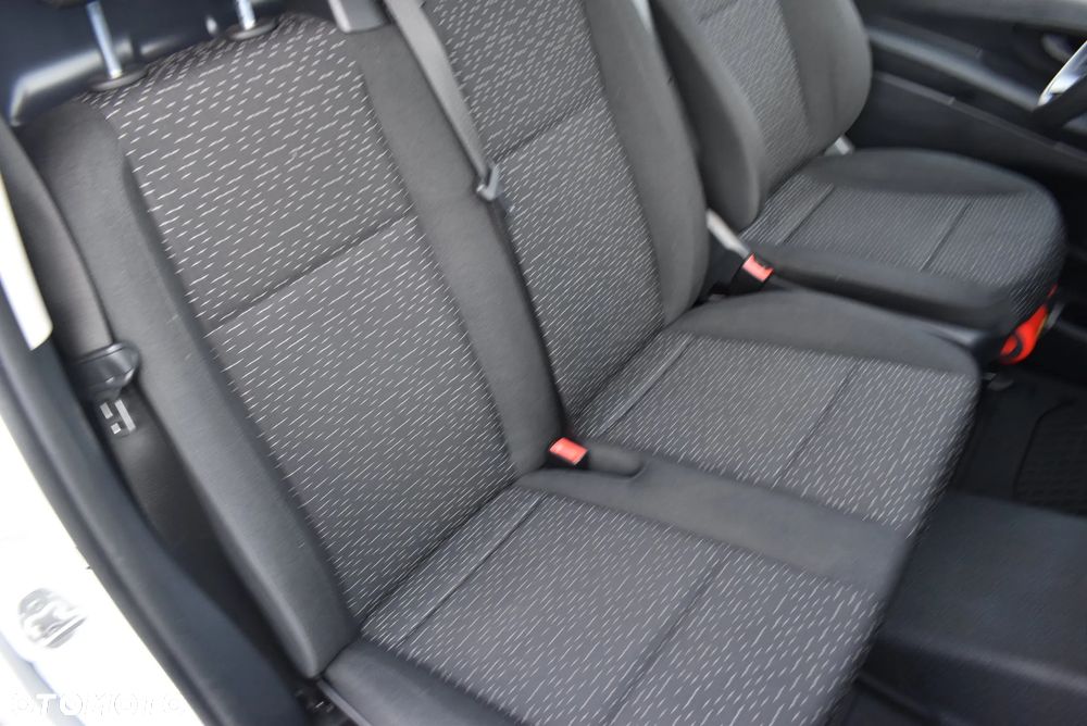 Mercedes-Benz 116 CDI L3 9G-TRONIC 447.605 - 17