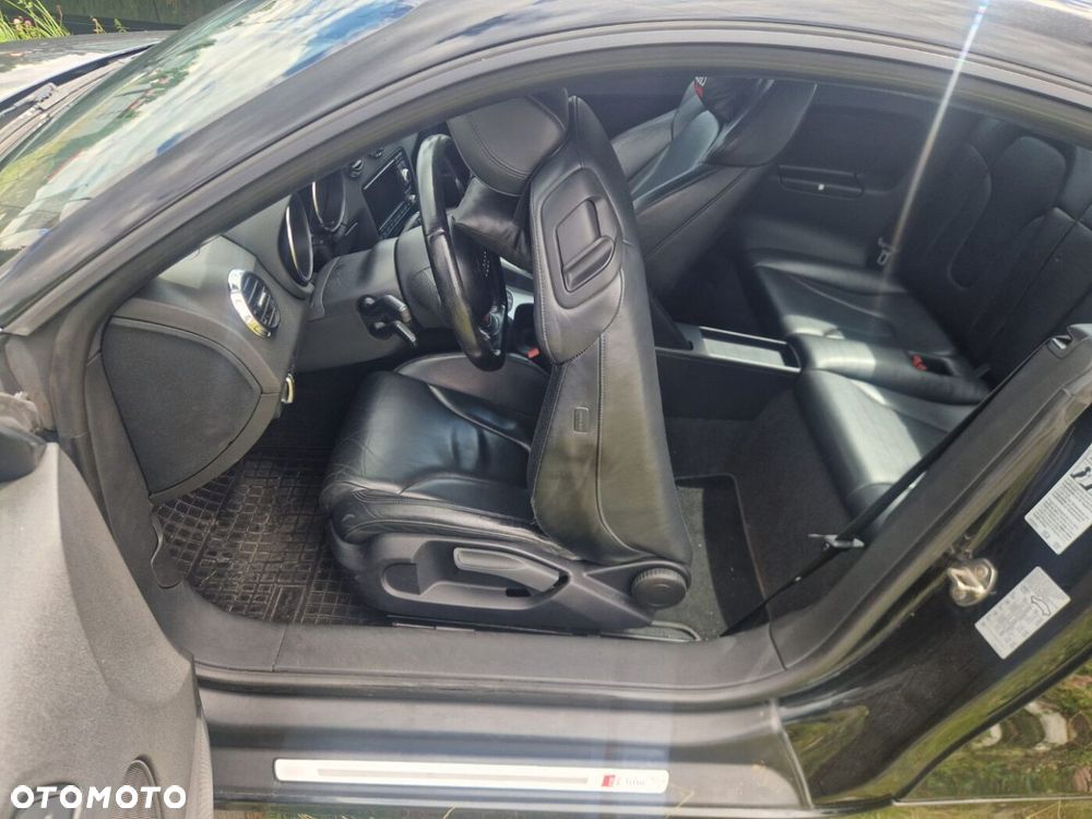 Audi TT Coupé - 11