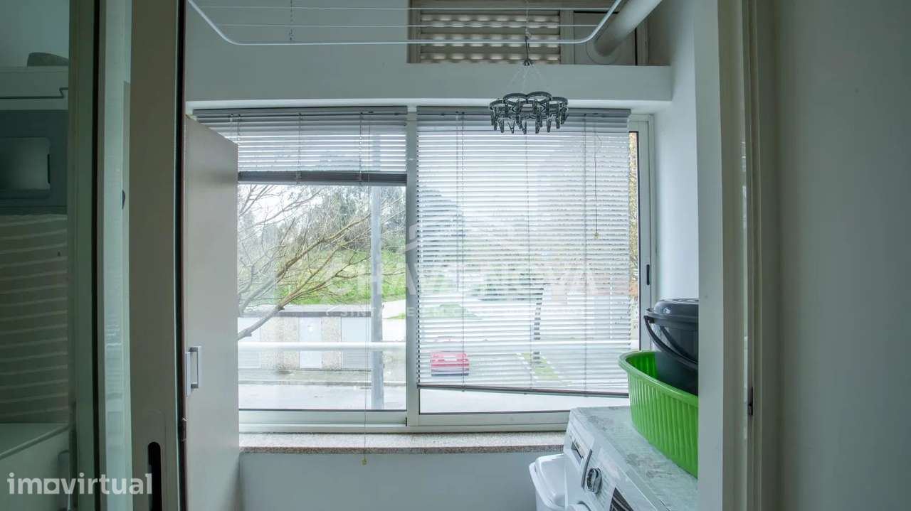 APARTAMENTO T2 - VILAR DE PARAÍSO - Grande imagem: 4/26