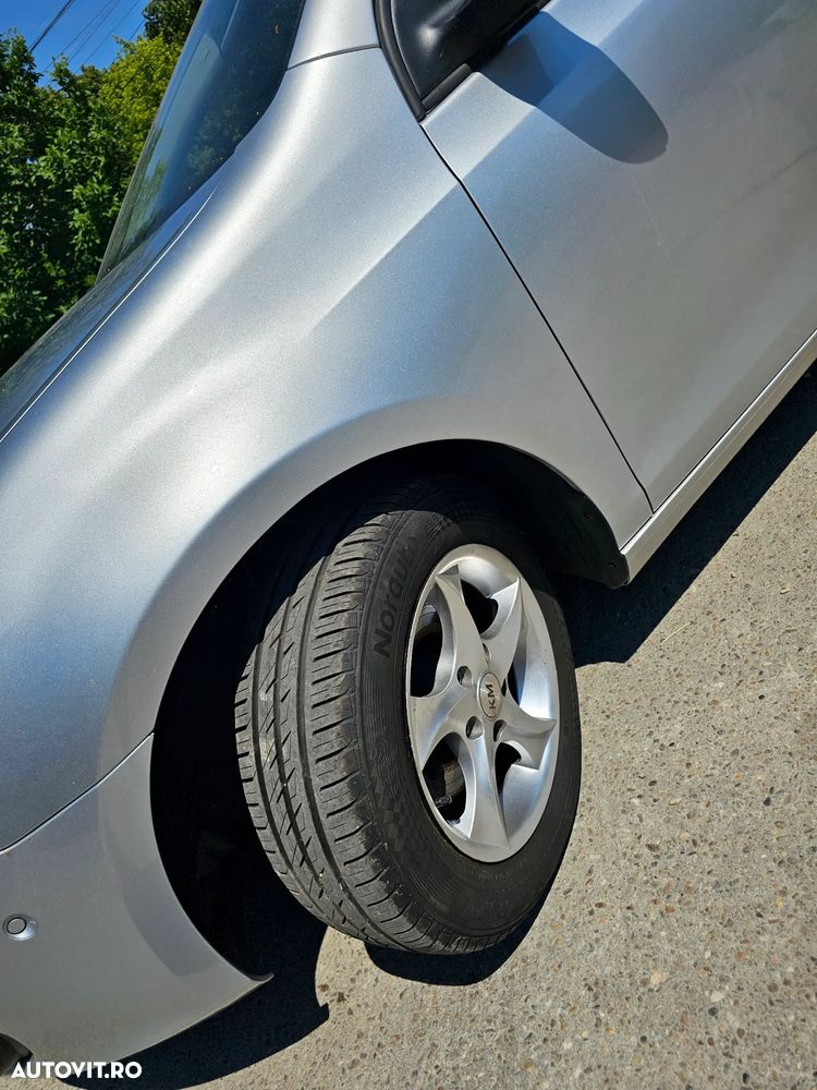Volkswagen Golf 1.4 Team - 19