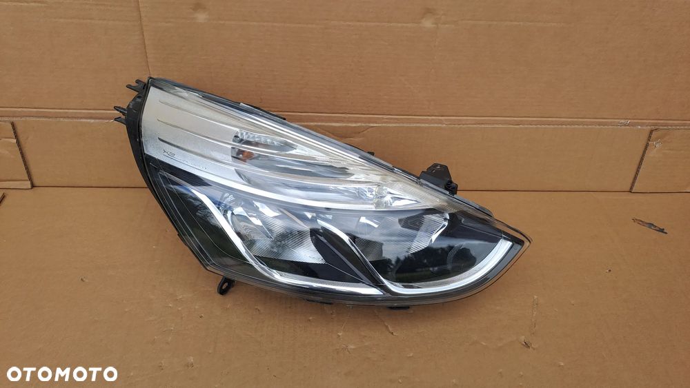 RENAULT CLIO IV 4 PRAWA LAMPA PRZEDNIA 260102796r - 1