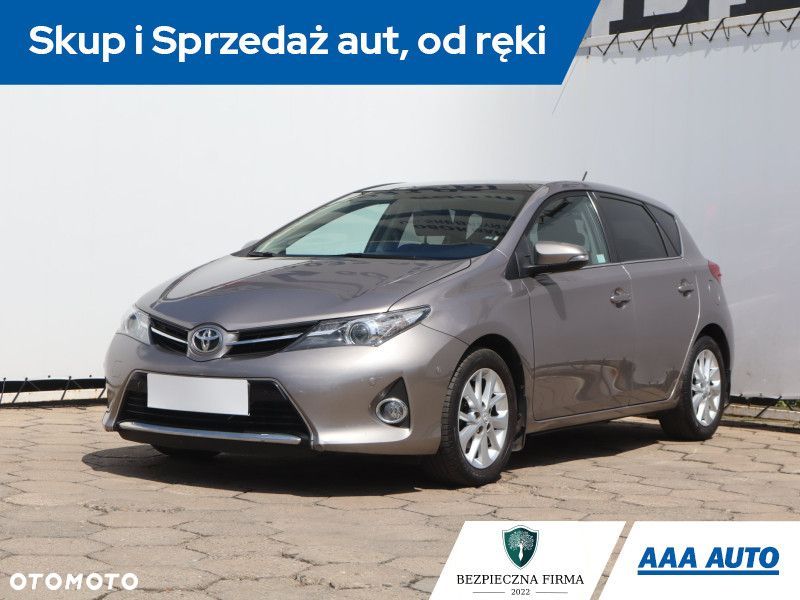 Toyota Auris - 3