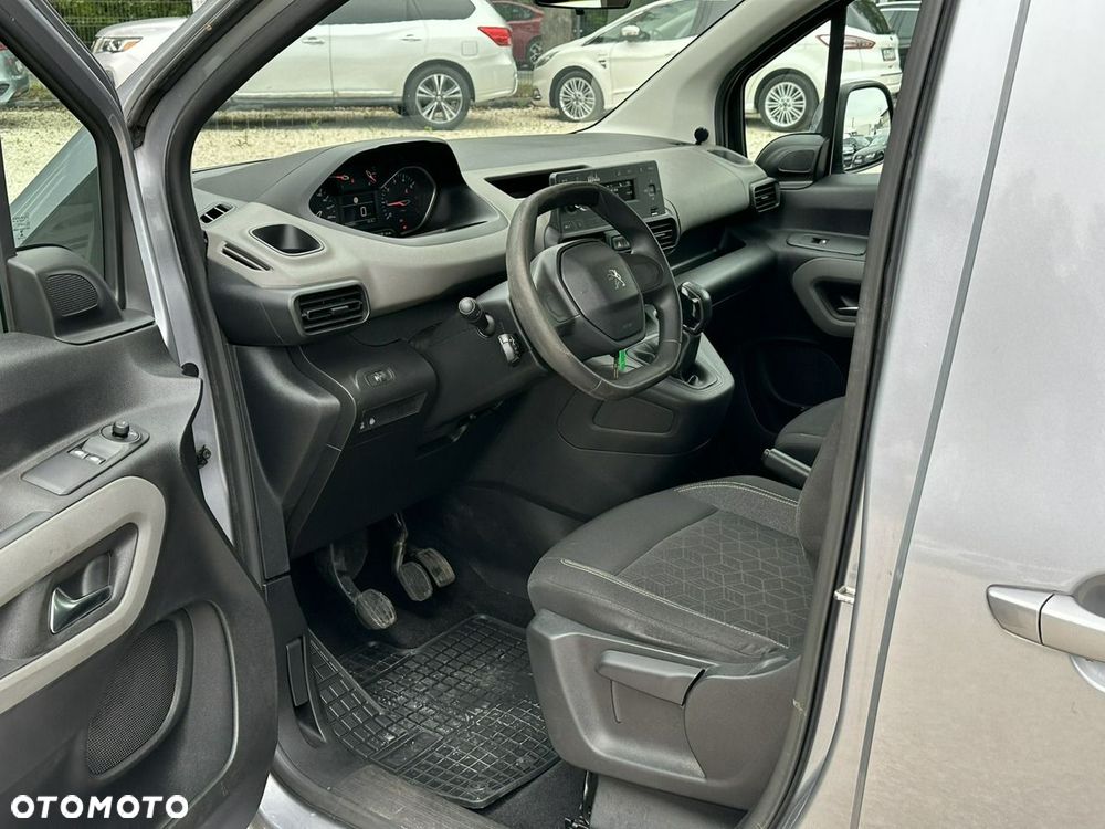 Peugeot Rifter - 11