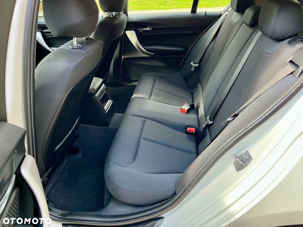 BMW Seria 1 118i Advantage - 11