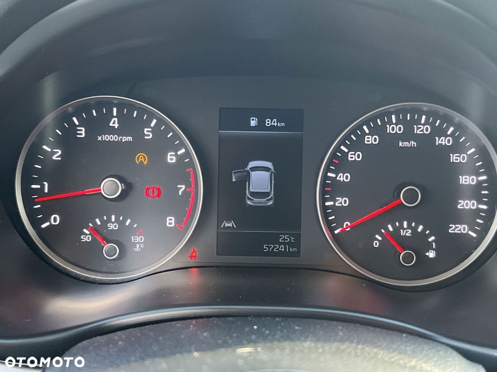 Kia Rio 1.2 L - 6