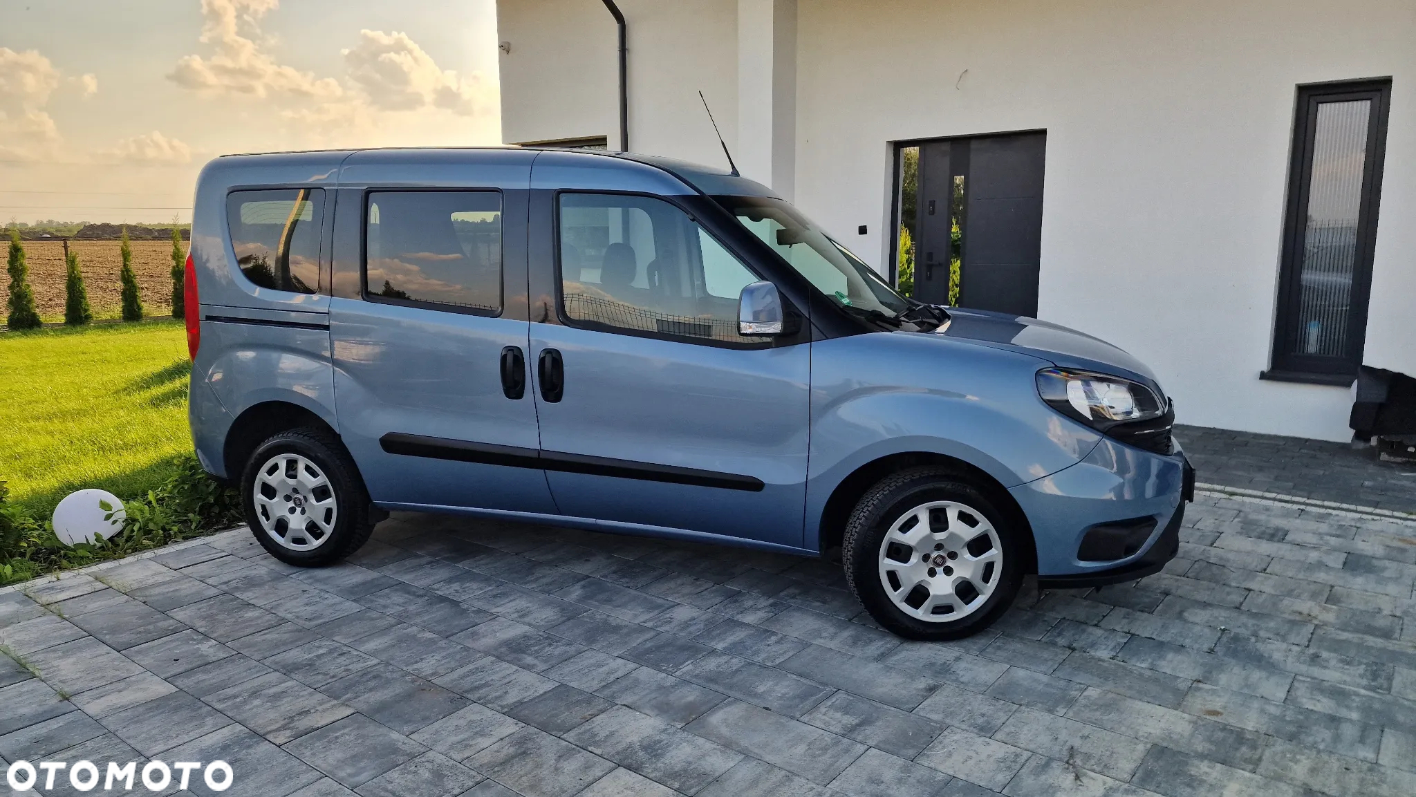 Fiat Doblo 1.6 16V Multijet Trekking - 4
