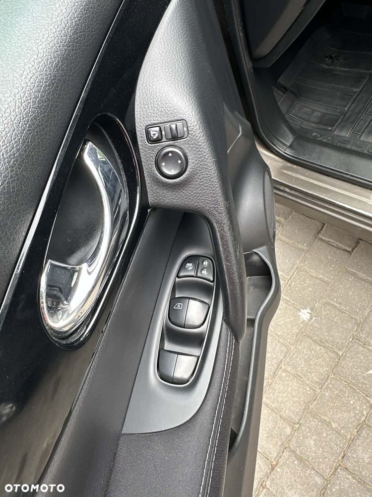 Nissan Qashqai 1.2 DIG-T Xtronic TEKNA - 12