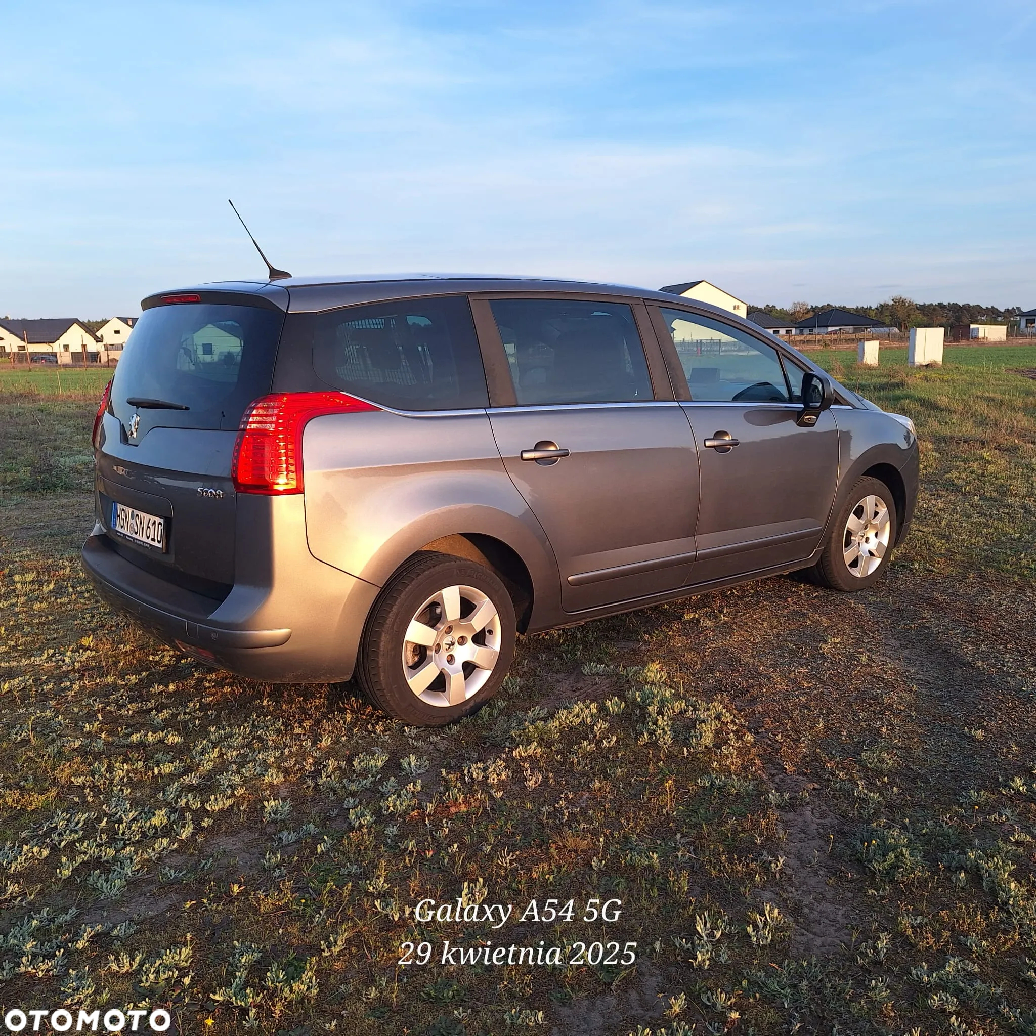 Peugeot 5008 1.6 THP Family 7os - 4