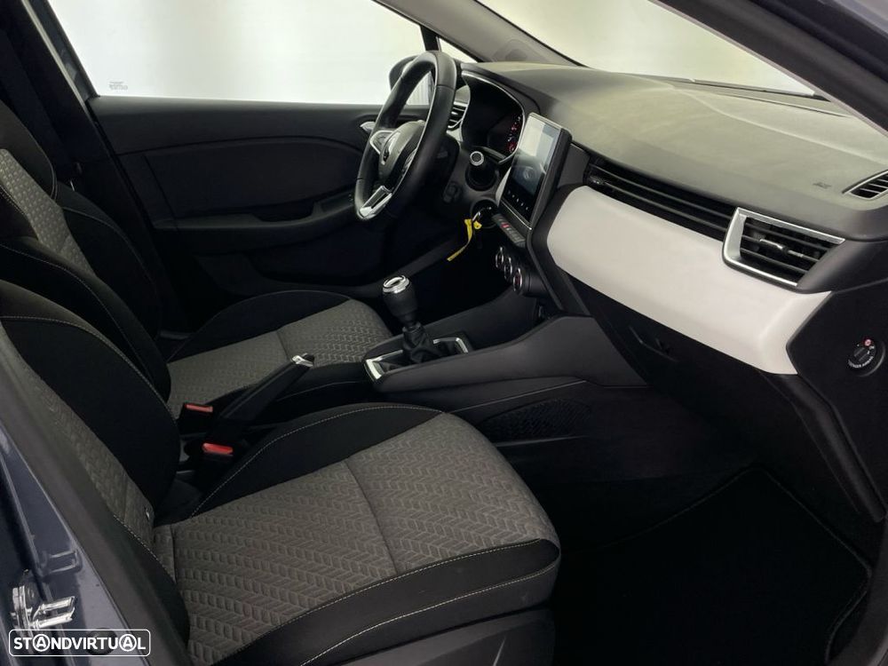 Renault Clio 1.0 TCe Evolution - 23