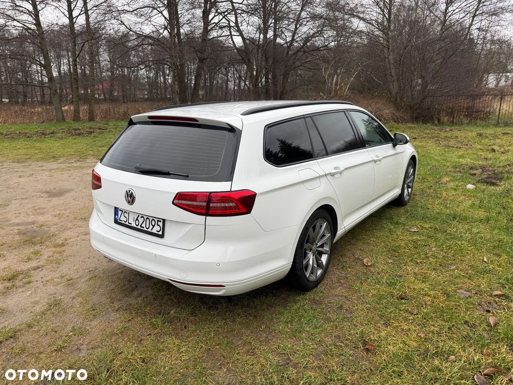 Volkswagen Passat 2.0 TDI (BlueMotion Technology) DSG Comfortline - 2