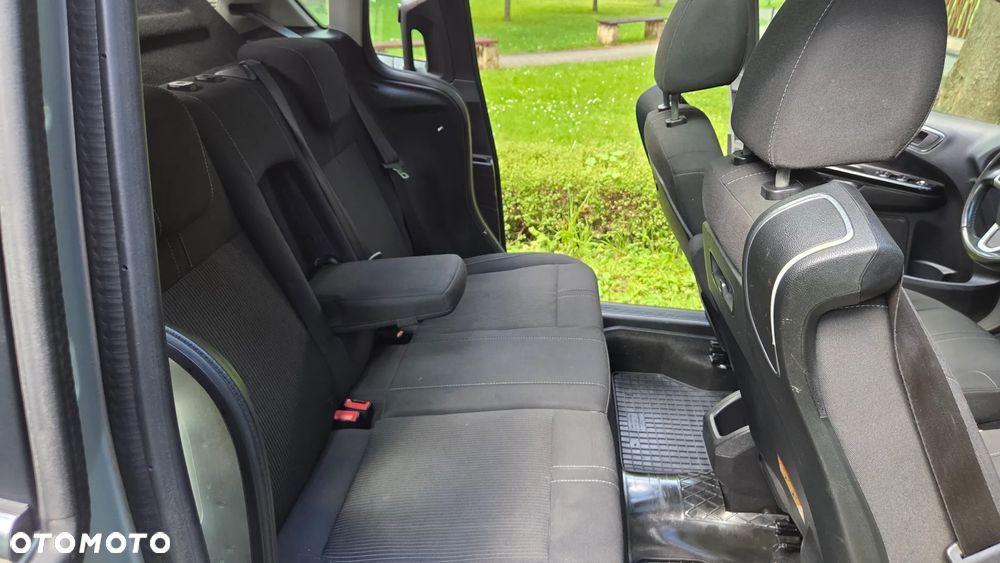 Ford B-MAX - 33