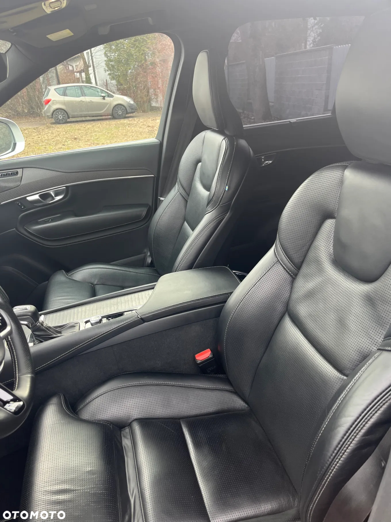Volvo XC 90 D5 AWD R-Design - 5
