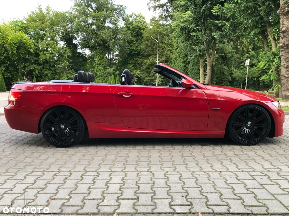 BMW Seria 3 330i Cabrio - 2
