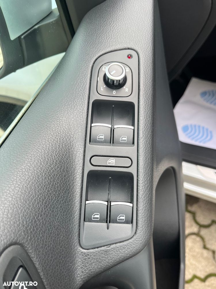 Volkswagen Tiguan 2.0 TDI DPF 4Motion BlueMotion Technology DSG Cup Sport & Style - 37