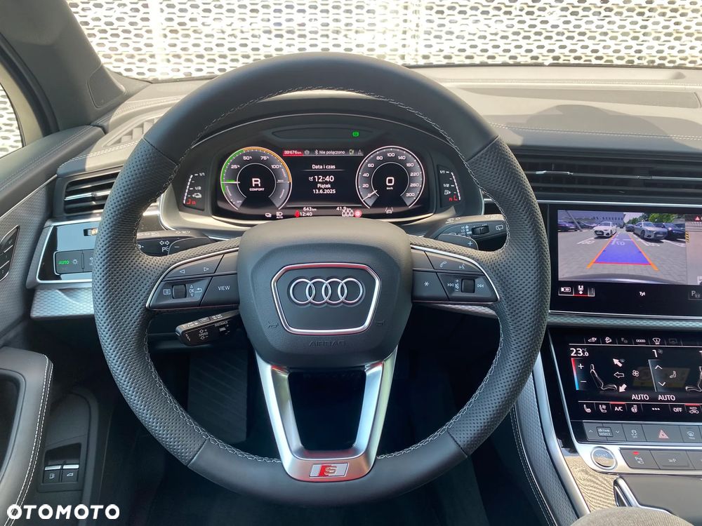 Audi Q7 ver-55-tfsi-e-phev-quattro-s-line-tiptr - 14