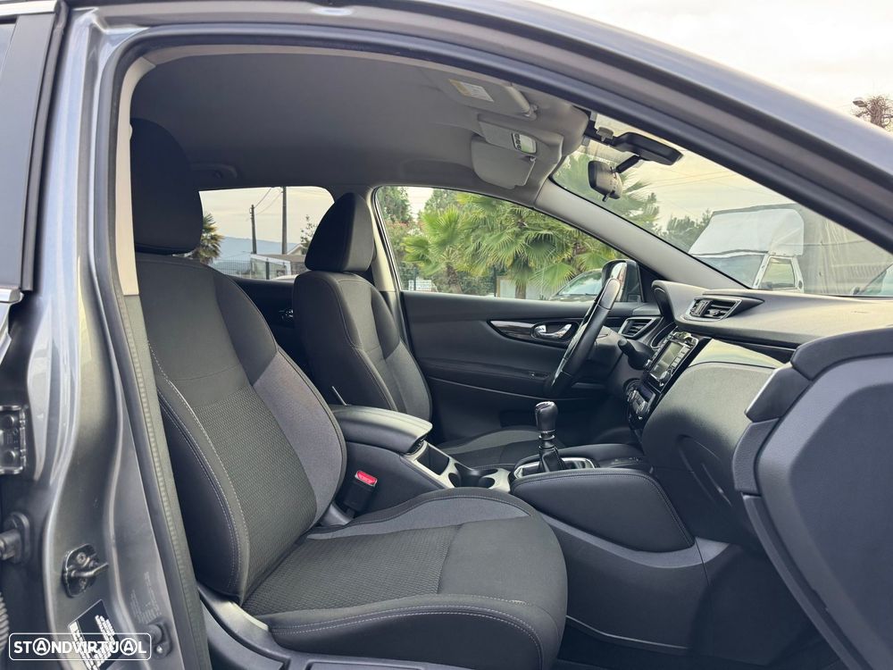 Nissan Qashqai 1.5 dCi Acenta C/Barras de Tejadilho - 27